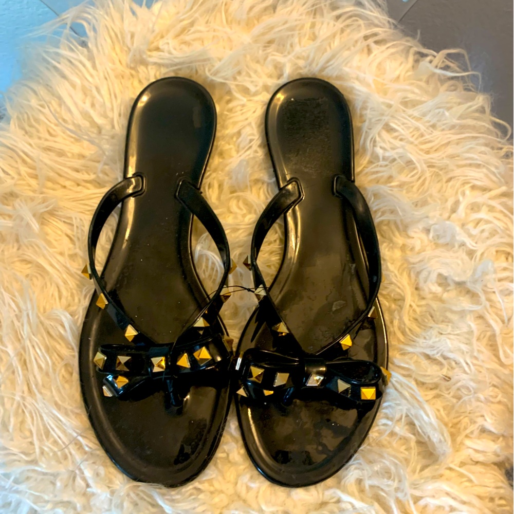 Elegant Black and Yellow Women's Sandals